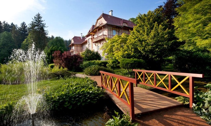Luhacovice Hotel | Jestřabí