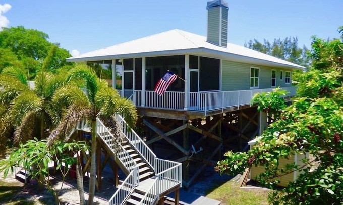 Placida House | Jewel of the Sea: Spacious family home, dock access, short walk to the beach!