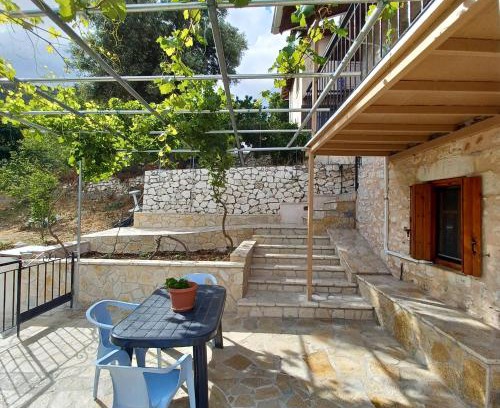 Katokhorion Apartment | Jimmy's Apartment Lefkada, Katochori