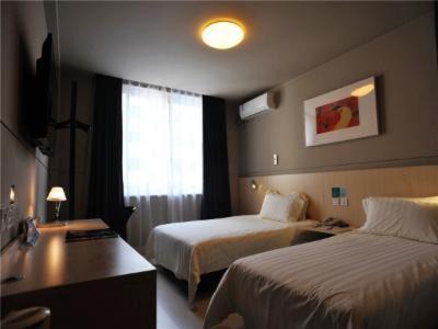 Xinchang County Hotel | Jinjiang Inn Xinchang Gushan Road Big Buddha Temple