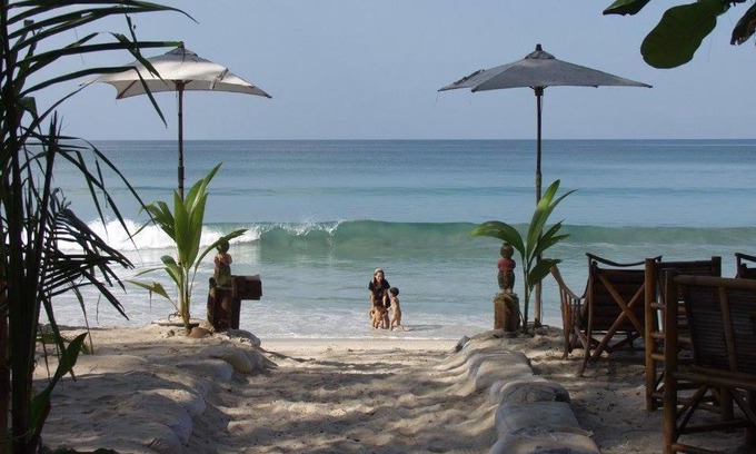 Ranong Resort | JJ Beach Resort & JJ Seafood