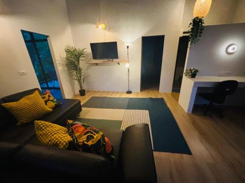 Hin Hong Apartment | JK House