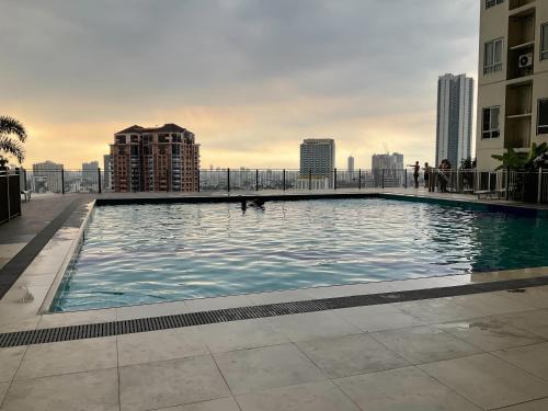 South Triangle Apartment | JNL Victoria Sports Towers condo - GMA, Quezon city