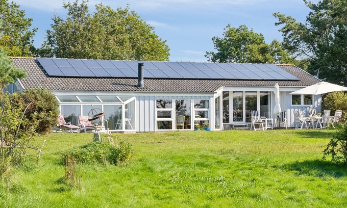 Skodshoved House | "Joella" - 75m from the sea by Interhome