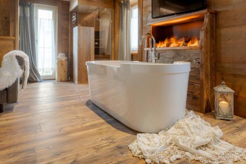 Folgaria Bed & Breakfast | John Luxury Suites