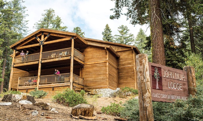 Wilsonia Hotel | John Muir Lodge