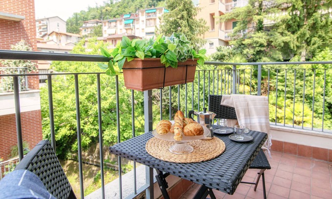 Como Apartment | JOIVY Splendid Flat W/Terrace Near Lake Como