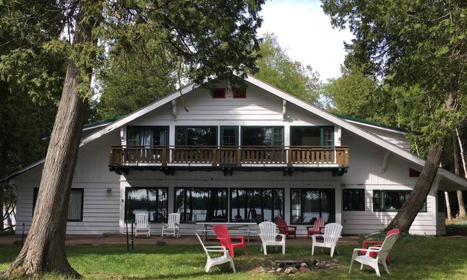 Cedarville Cottage | Joker Point