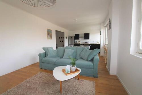Lay-Saint-Christophe Apartment | Joli appartement au calme