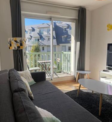 Touques Apartment | Joli appartement avec parking et balcon