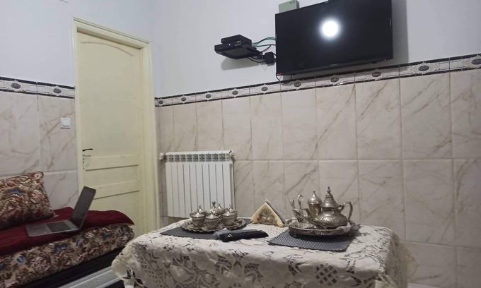 Tlemcen Apartment | Joli F1 Convivial,propre Neuf , Indépendant, Équipée, Stratégique de