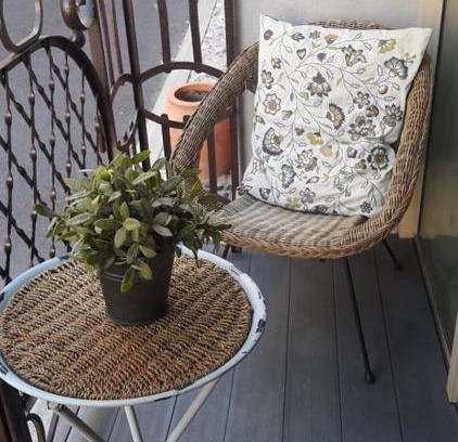Peret Apartment | Joli loft dans village pittoresque