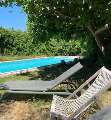 Mudaison Apartment | Joli Mas duplex Piscine Parking privé
