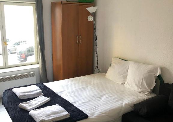 Sablon - Trudaine Apartment | Joli petit studio centre ville jac9