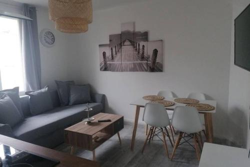 Longjumeau Apartment | Jolie F2, 4 pers, à 25 min de Paris, 15min d'orly