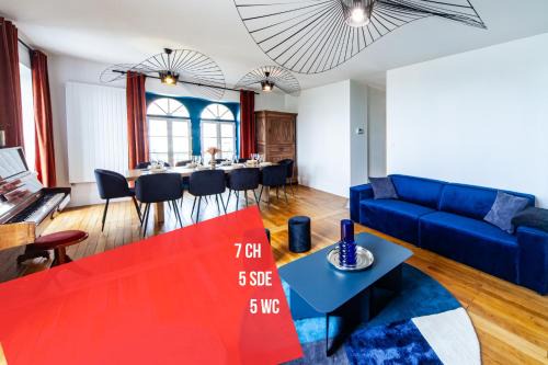 Mauleon House | Jolie m'Home, Le Puy du Fou, 15 pers, 7 ch, 5 sde, 5 wc