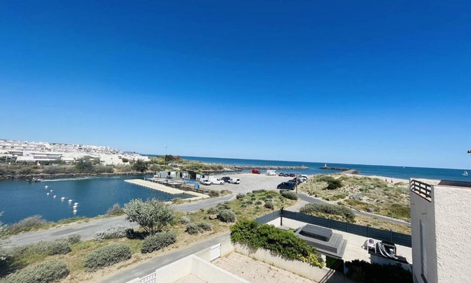 Bizanos Apartment | Jolie villa à 50m de la plage avec parking privé à Cap d'Agde - FR-1-723-27