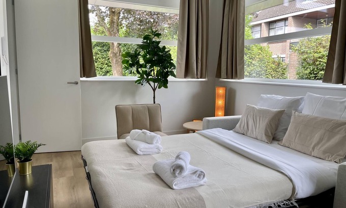 De Bilt Apartment | Jolly Serviced Studio 62m2 -ESS38J-