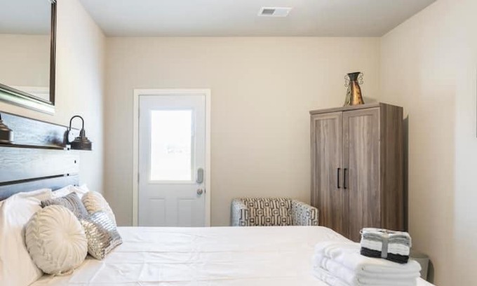 Irondale House | Jonesboro Private 1 Bed & Bath Suite 20 Mins 2 ATL