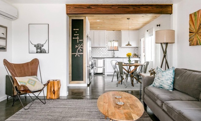 Yucca Valley House | Joshua Tree Forest Bungalow - Views & Hot Tub