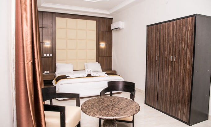 Abuja Hotel | Josto Apartment - Single Room