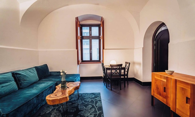 Old City Apartment | Joy City Stay Paul Chinezu 3