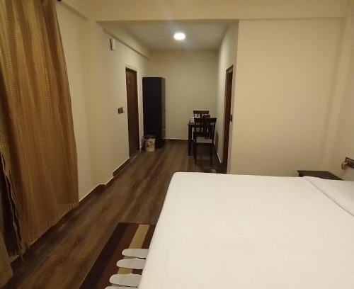 Cherrapunji Hotel | Joyous Rooms