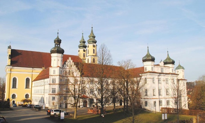 Rot an der Rot Hotel | Jugendhaus St. Norbert