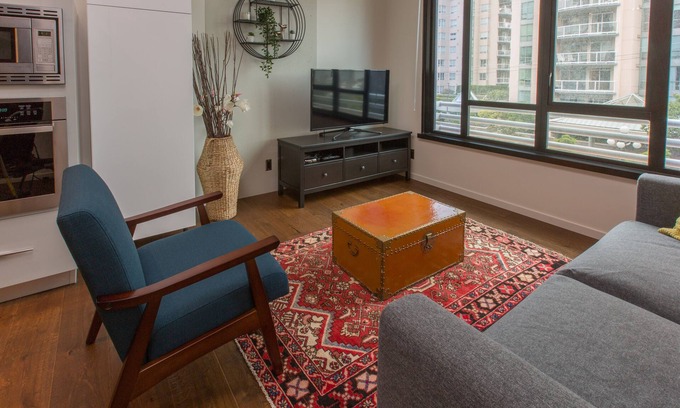 Downtown Victoria Condo | Jukebox Gem-1 BR/1 BA, Great Location, Gym by Victoria Prime