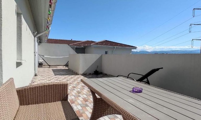Cisnadie Apartment | Julia's Residence