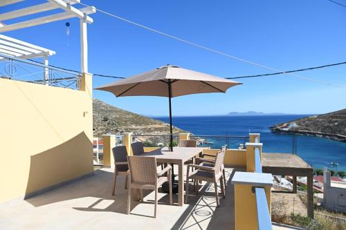 Vlychadia Apartment | Julie's SeaView Apartment