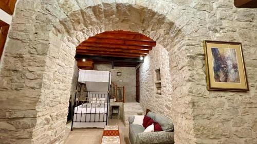 Dhoros House | Juliet Suite by TrulyCyprus