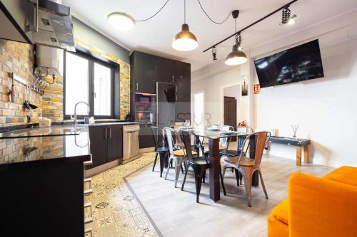 Distrito Llano Apartment | Julio Apartamento