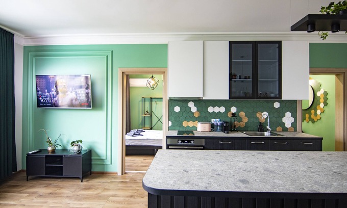Sofia City Center Apartment | Jungle apartment in the center + Free Parking