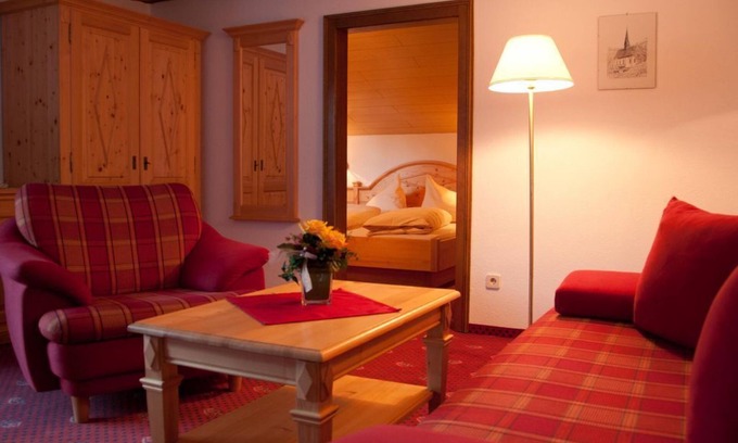 Bad Kleinkirchheim Bed & Breakfast | Junior-suite mit Wohn-schlafraum und Balkon - Pension Gertraud