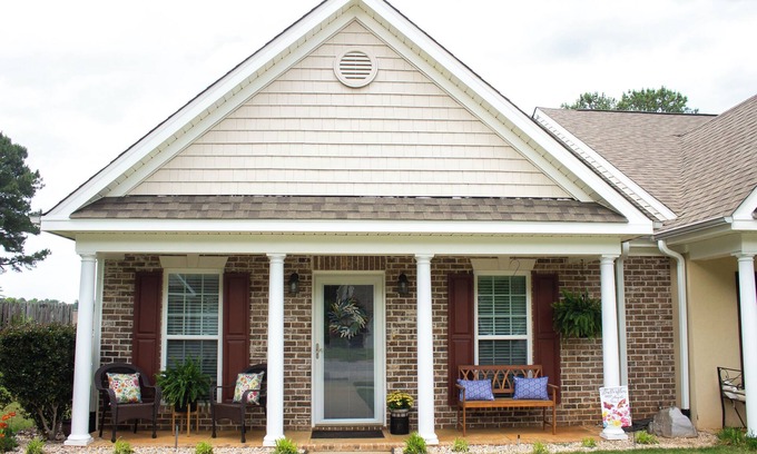 North Augusta House | Just 18 mins from The Augusta National Golf Course and just 3 mins from SRP Park