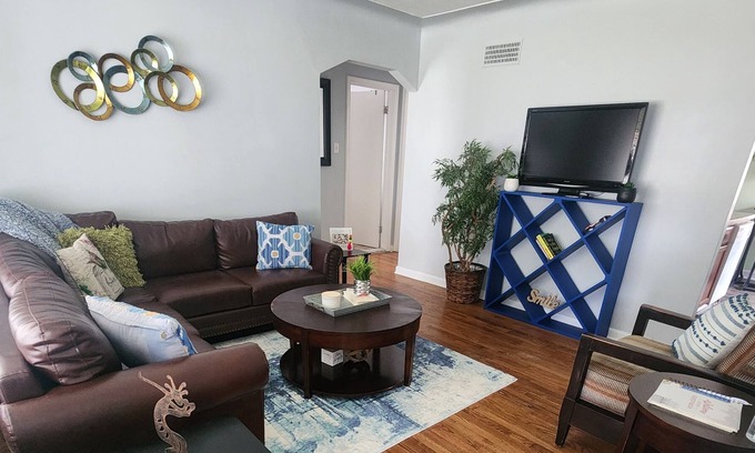 Eastpointe House | *Just updated* Cozy home away from home.