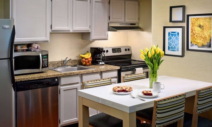 Eagan House | Just What You Were Looking For! 2 Pet-Friendly Units, Pool, Free Parking Onsite