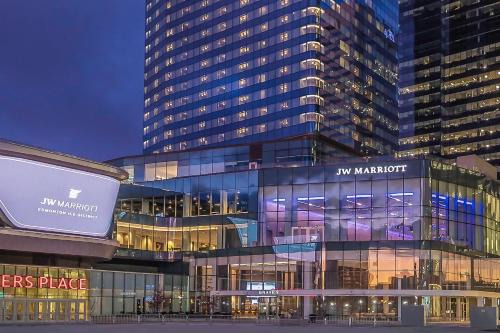 Downtown Edmonton Hotel | JW Marriott Edmonton ICE District