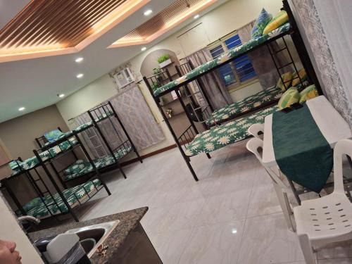 North Reclamation Area House | JY Room Rentals Cebu SMR