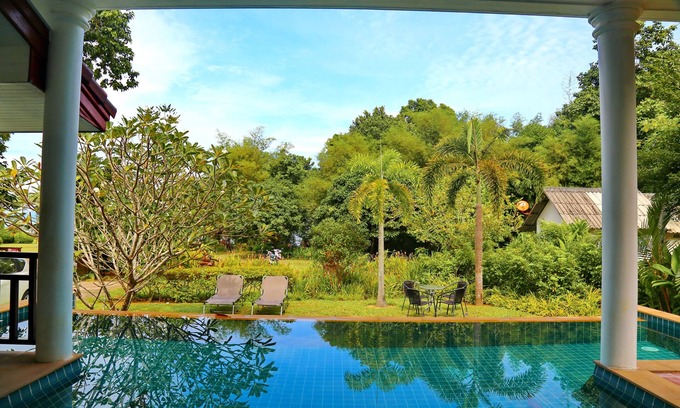 Ko Chang House | K Chang 6 BR Sea View Villa w /Pool