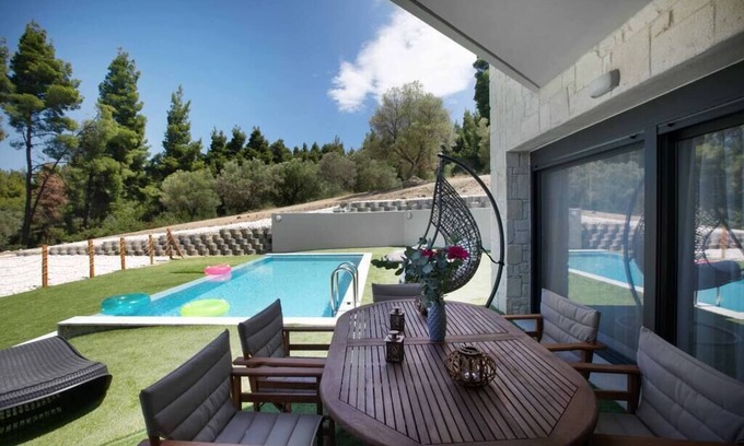 Kassandra Villa | K-Euphoria Club Infinity Villa 1 Pefkohori by Halkidiki Villas