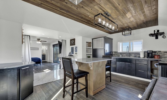 Center Point House | K Loma Vista With Hill Country Views