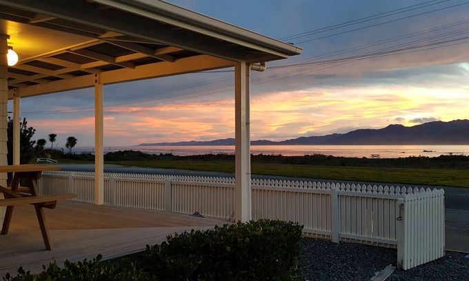 South Bay Cottage | K'orca Cottage by the sea