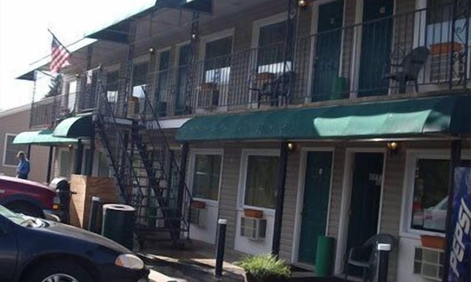 Baldwin Hotel | K-River Motel & Campground