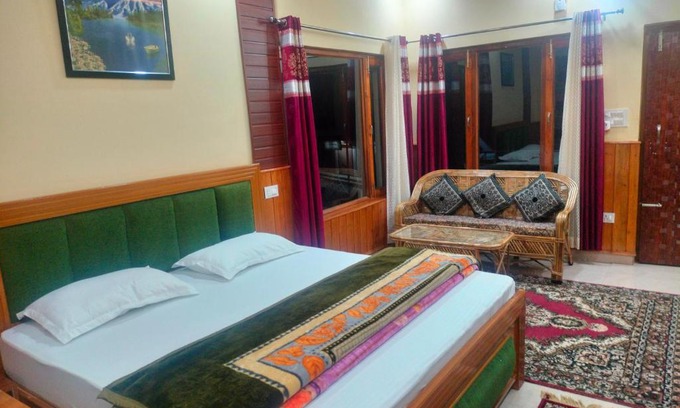 Tehri House | Kaafal hotel & restaurant