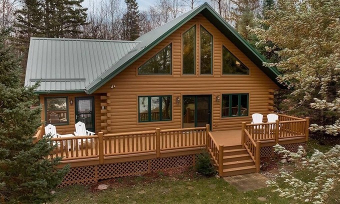 Walker Cabin | Kabekona Bay Retreat