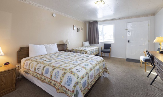 Frontier House | KABINO: Fossil Butte Motel #10 2QueenBeds A/C Mini Fridge Microwave Cable Wifi