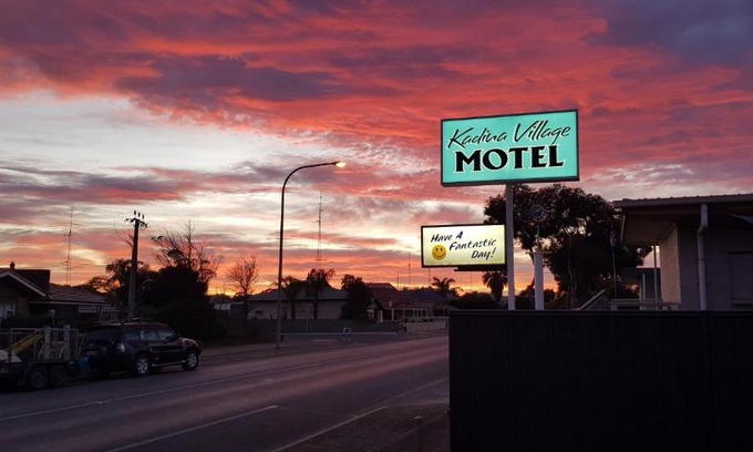Wallaroo Mines Hotel | Kadina Village Motel