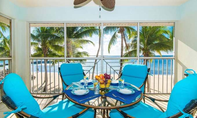 Rum Point Condo | Kaibo Dreams: Beachfront Paradise w/Shared Pool & Hot Tub; Walk to Restaurants & Starfish Point